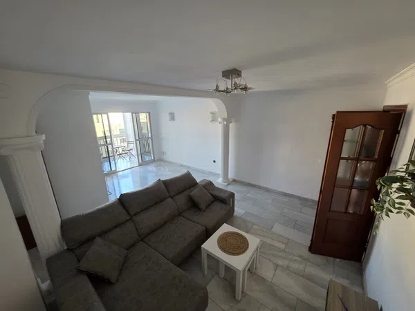 Piso en calle Mauricio Moro Pareto, 7 - Foto 4