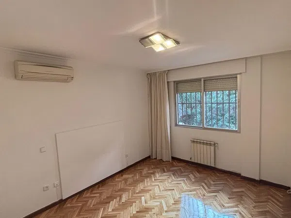 Piso en calle de Francisco Navacerrada, 55