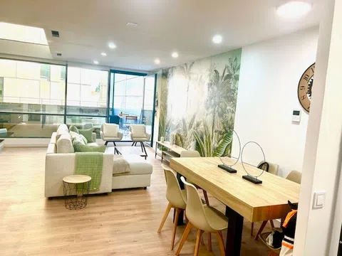 Dúplex en avenida de Manoteras, 8