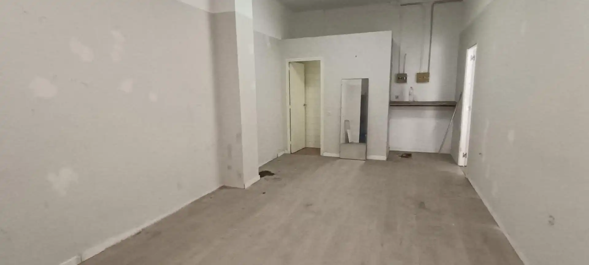 Local comercial en Sabadell - Foto 4