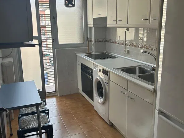 Piso en Calle Fray Luis de Granada, 39, Carmelitas - Foto 1
