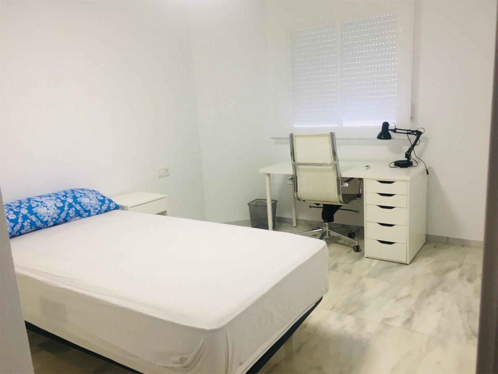 Piso en  Calle Mefistofeles 13 - Foto 9