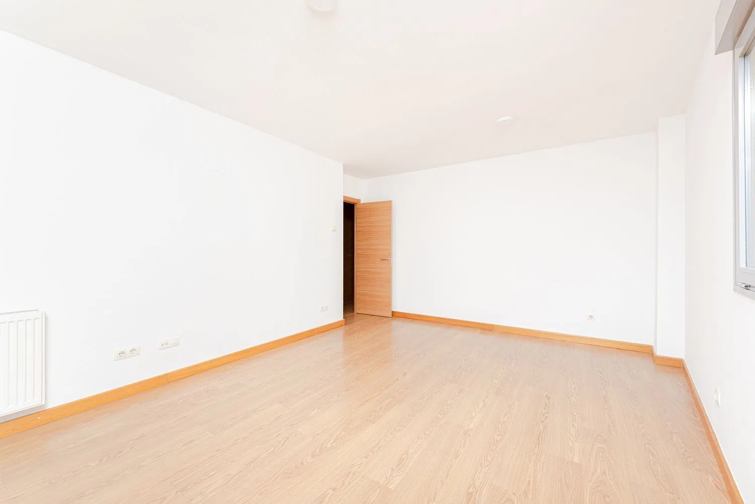 Piso en calle del Jacobeo - Foto 4