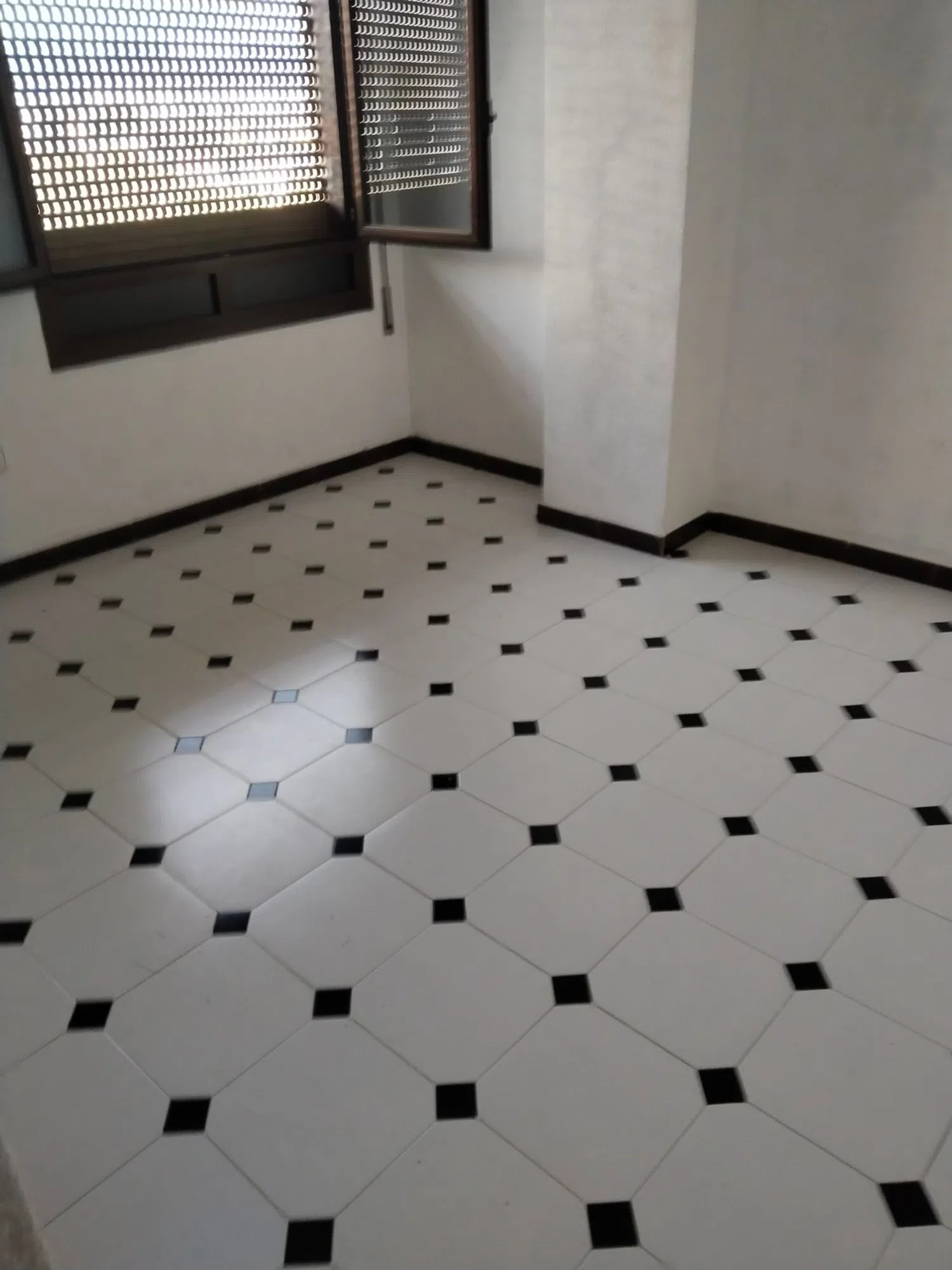 Piso en avenida de Cádiz, 56 - Foto 2