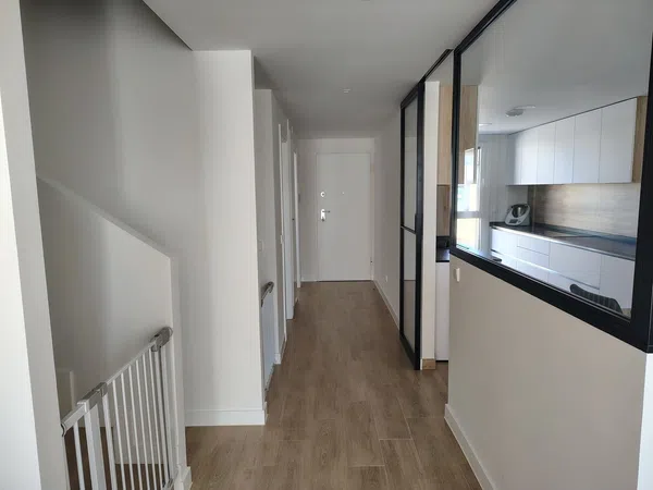 Chalet adosado en Primera Fase - Nuevo Tres Cantos - Foto 11