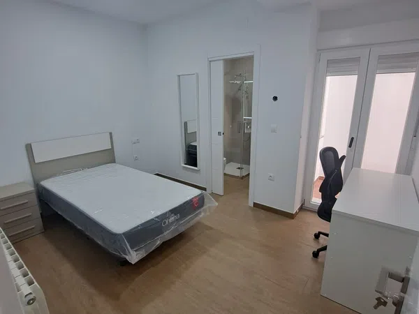 Piso en calle García Moreno, 9