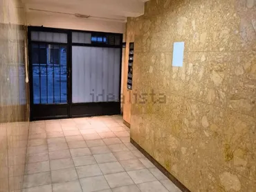 Piso en  Carrer Pintor Segrelles 11 - Foto 3