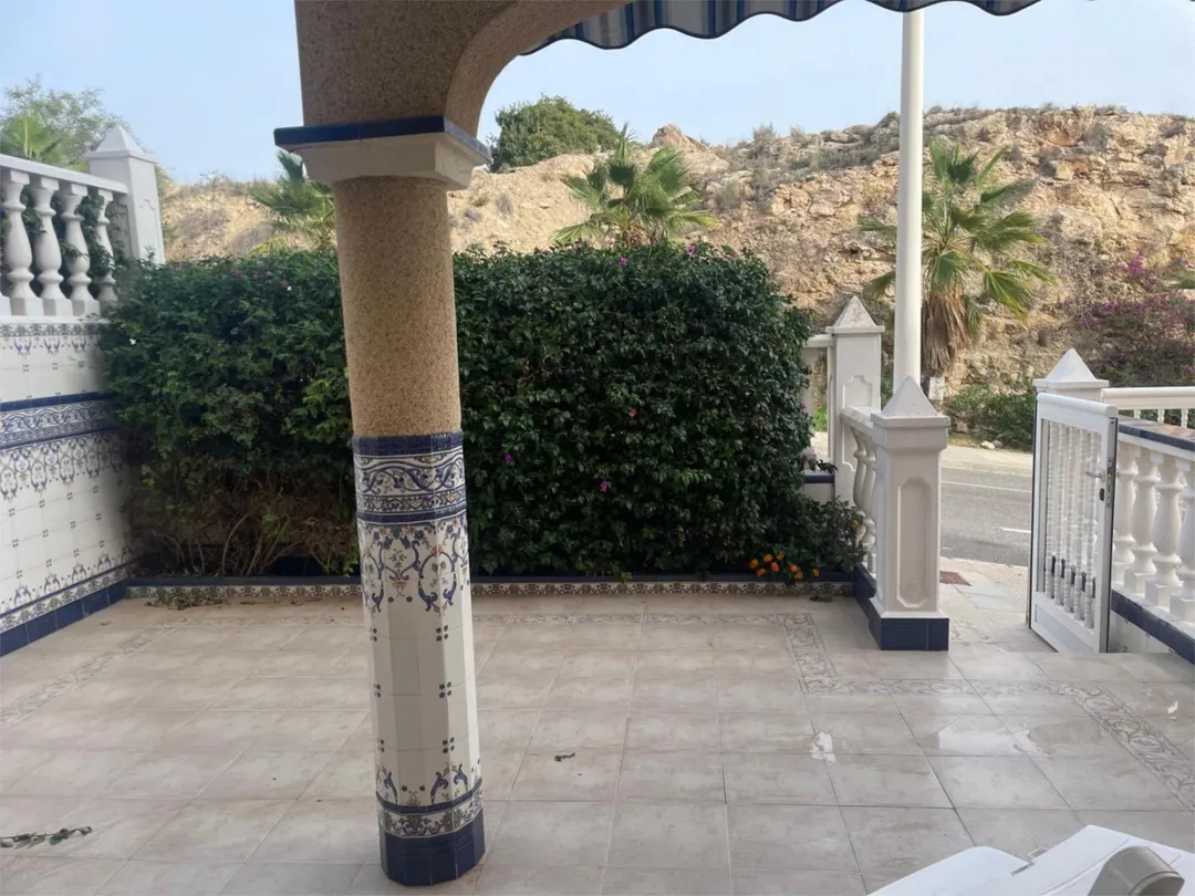 Casa adosada en  Carrer Colombia 100 - Foto 12