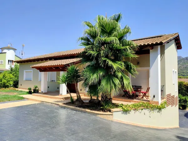 Casa o chalet independiente en Urbanització la Vall d'Aigües Vives, 41 - Foto 2