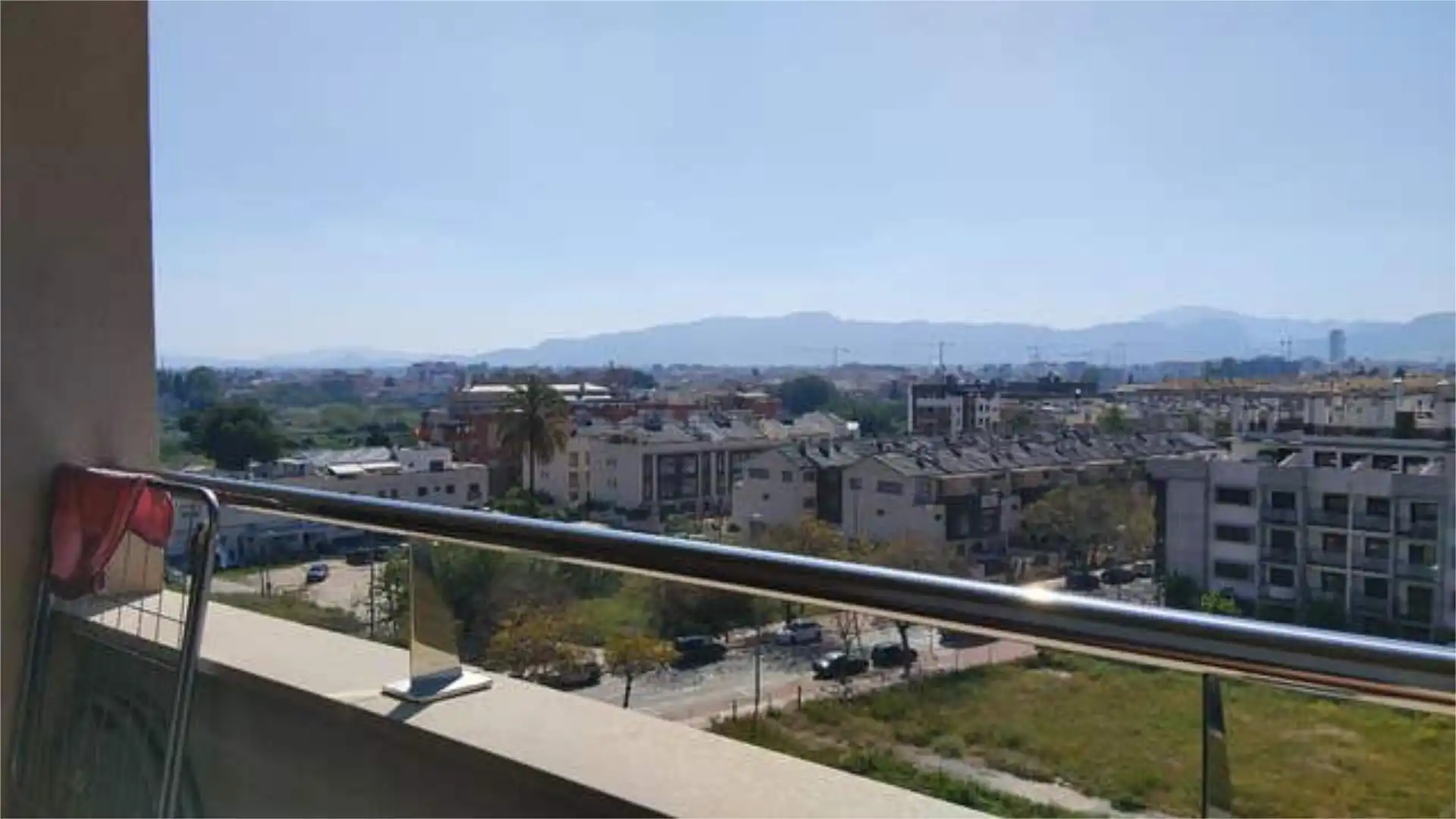 Piso en Juan de Borbon - Foto 1