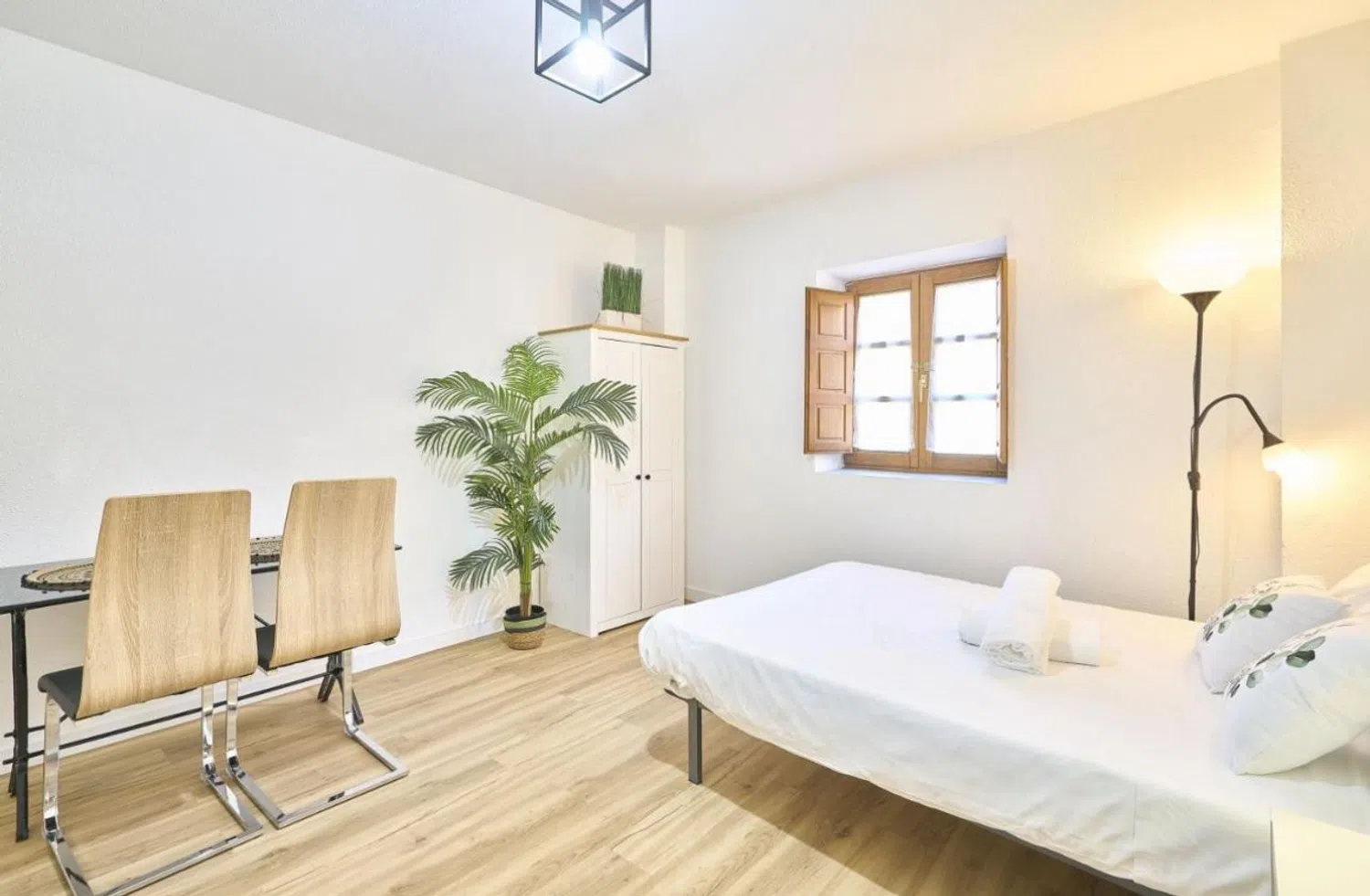 Estudio en calle Traviesa, 22