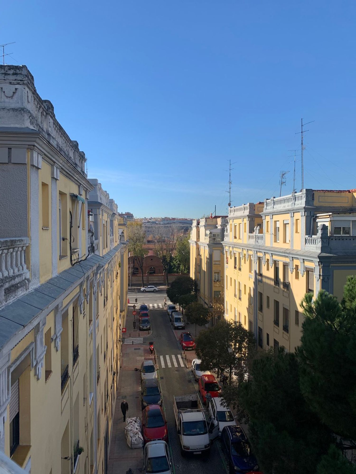 Ático en calle Alejandro Saint Aubin, 5 - Foto 3