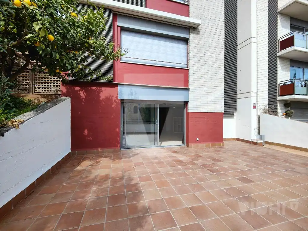 Local comercial en  Carrer Camí Ral - Foto 36
