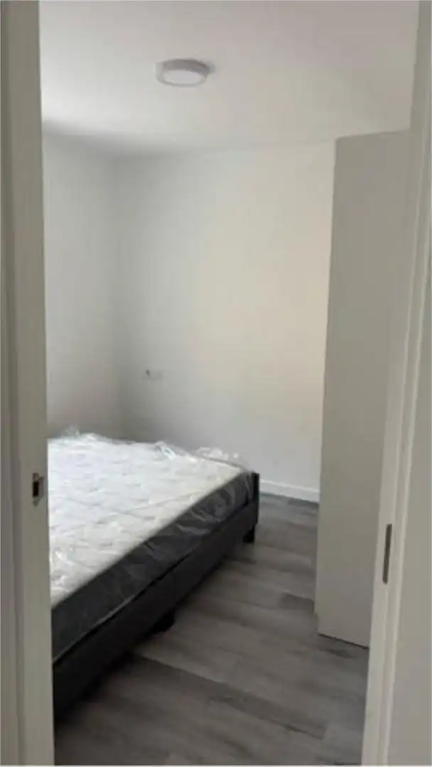 Piso en Valdecilla - Foto 2