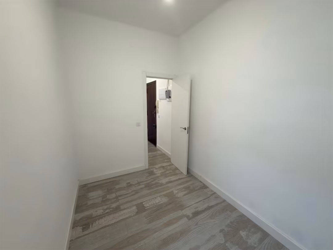 Piso en  Carrer de Rocafort 84 - Foto 12