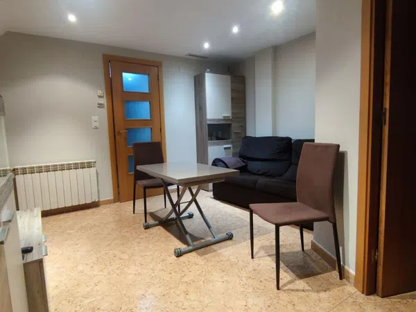 Piso en avenida de San Juan de la Peña, 181