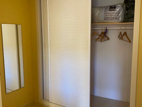 Piso en avenida Carlos Haya, 64 - Foto 3