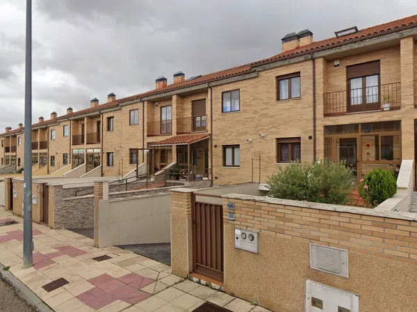 Chalet adosado en Calle Rafael, 68 - Foto 2
