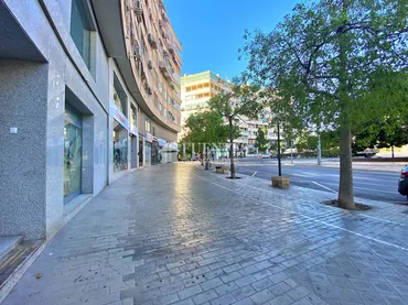 Local comercial en  Calle  Colombia - Foto 18