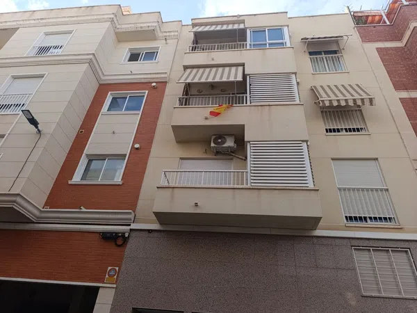 Piso en Calle Alfredo Sánchez Torres, 27, San Crispín - Foto 1