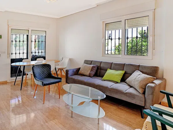 Casa o chalet independiente en Calle Barbero de Sevilla, 38, Villamartín - Foto 4