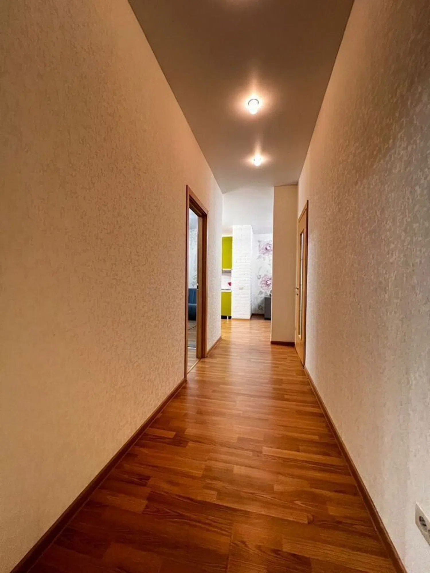 Piso en calle de Roger de Flor, 254 - Foto 1