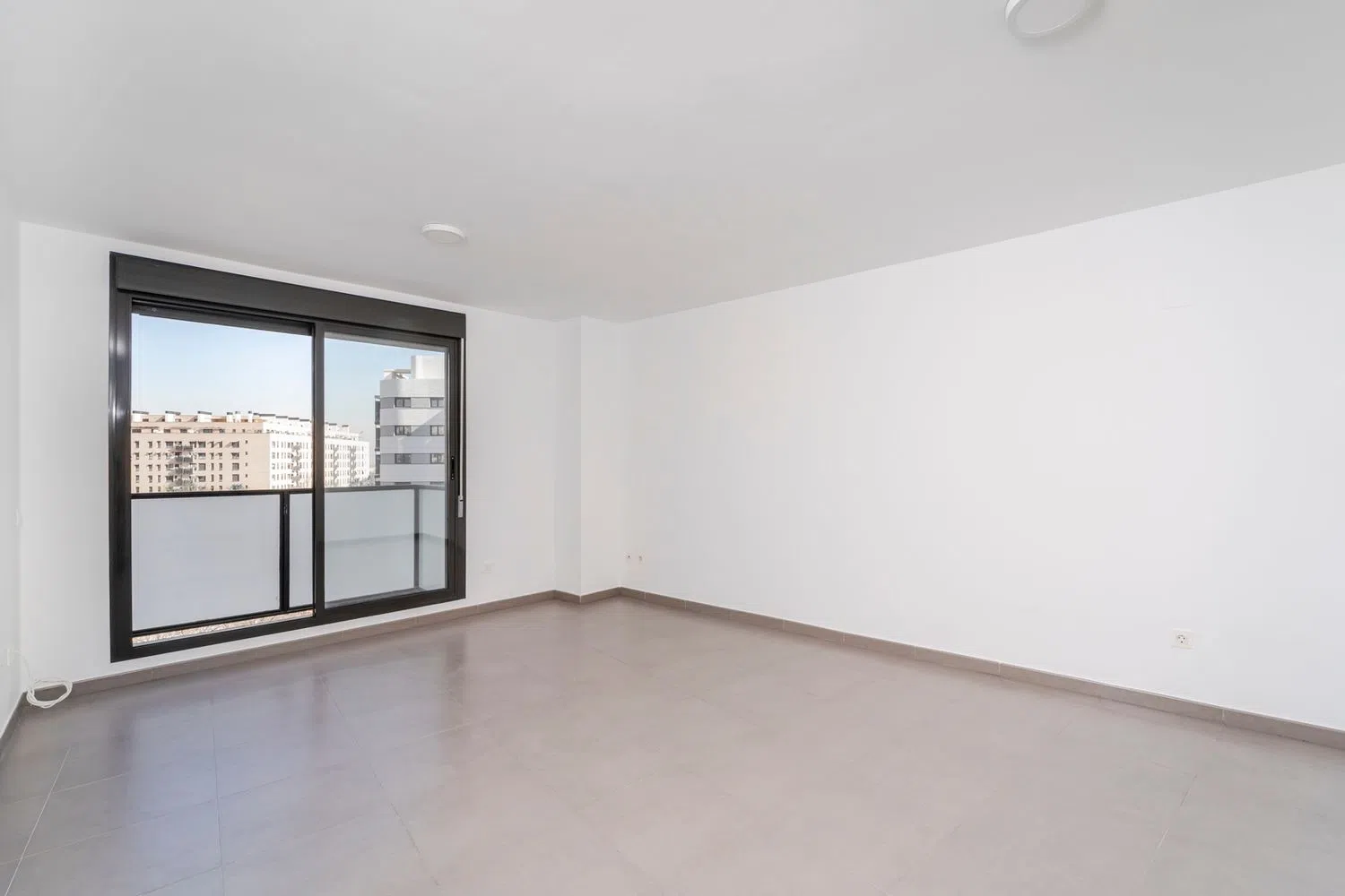 Piso en calle Carlos Climent González - Foto 6