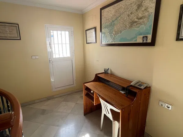 Chalet adosado en Coria del Río - Foto 17