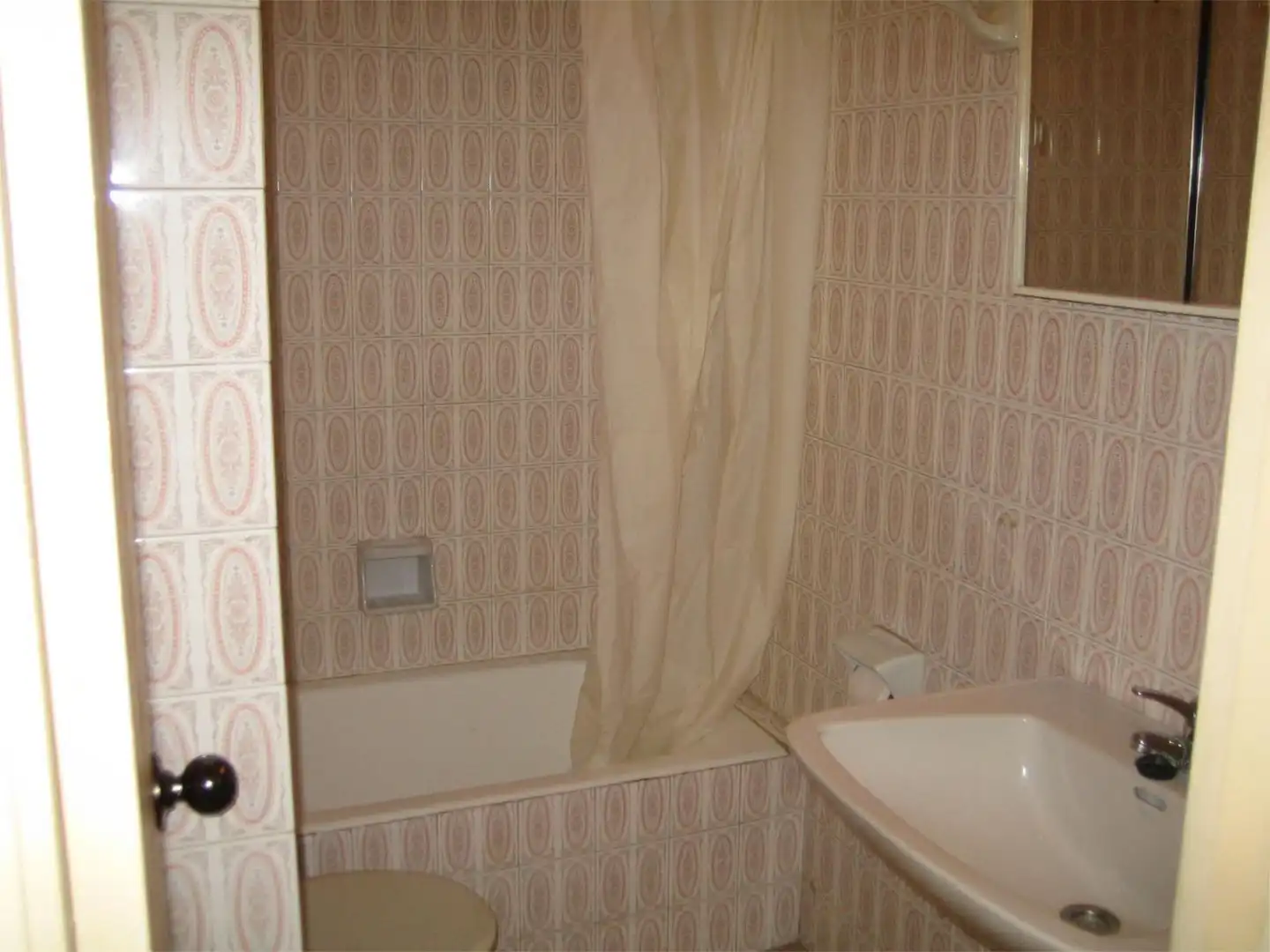 Estudio en  Carrer de Can Tàpera 2 - Foto 8