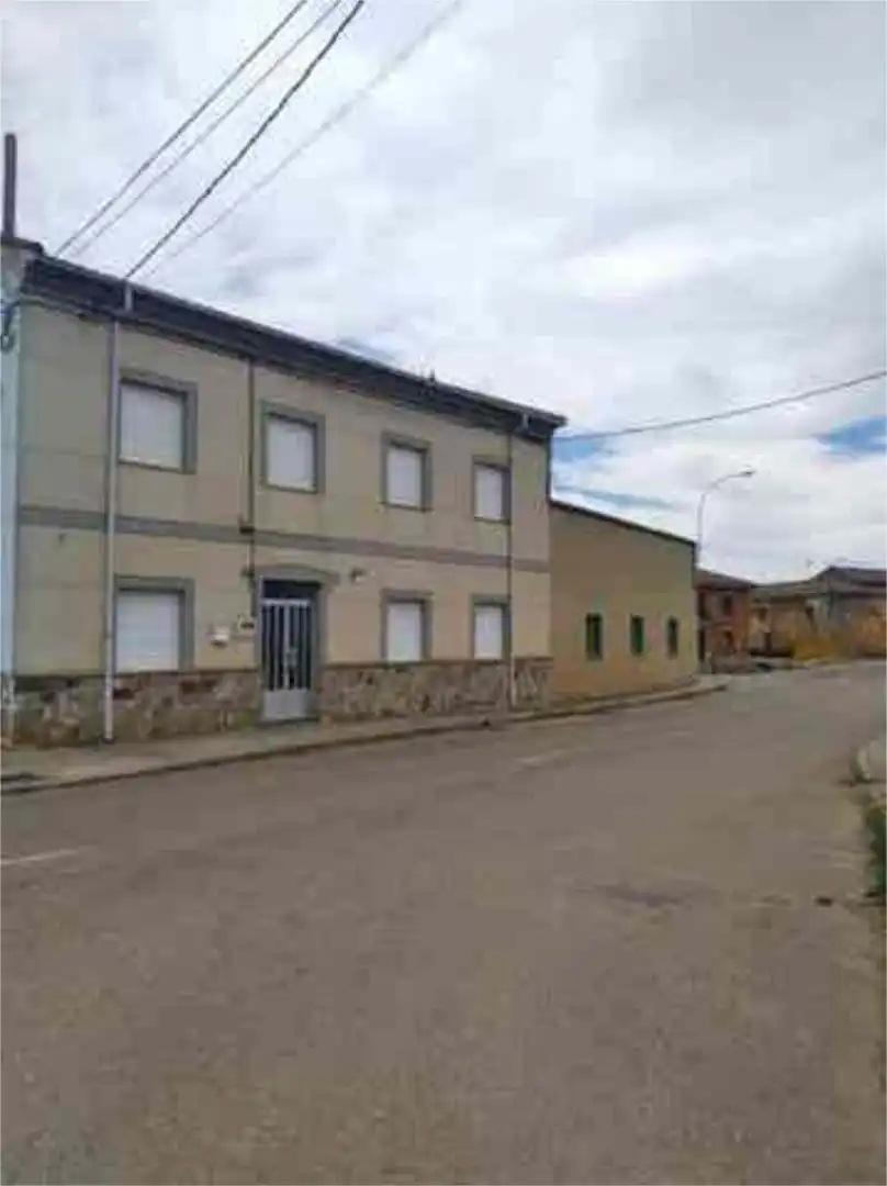 Chalet en carneros(leon) - Foto 2