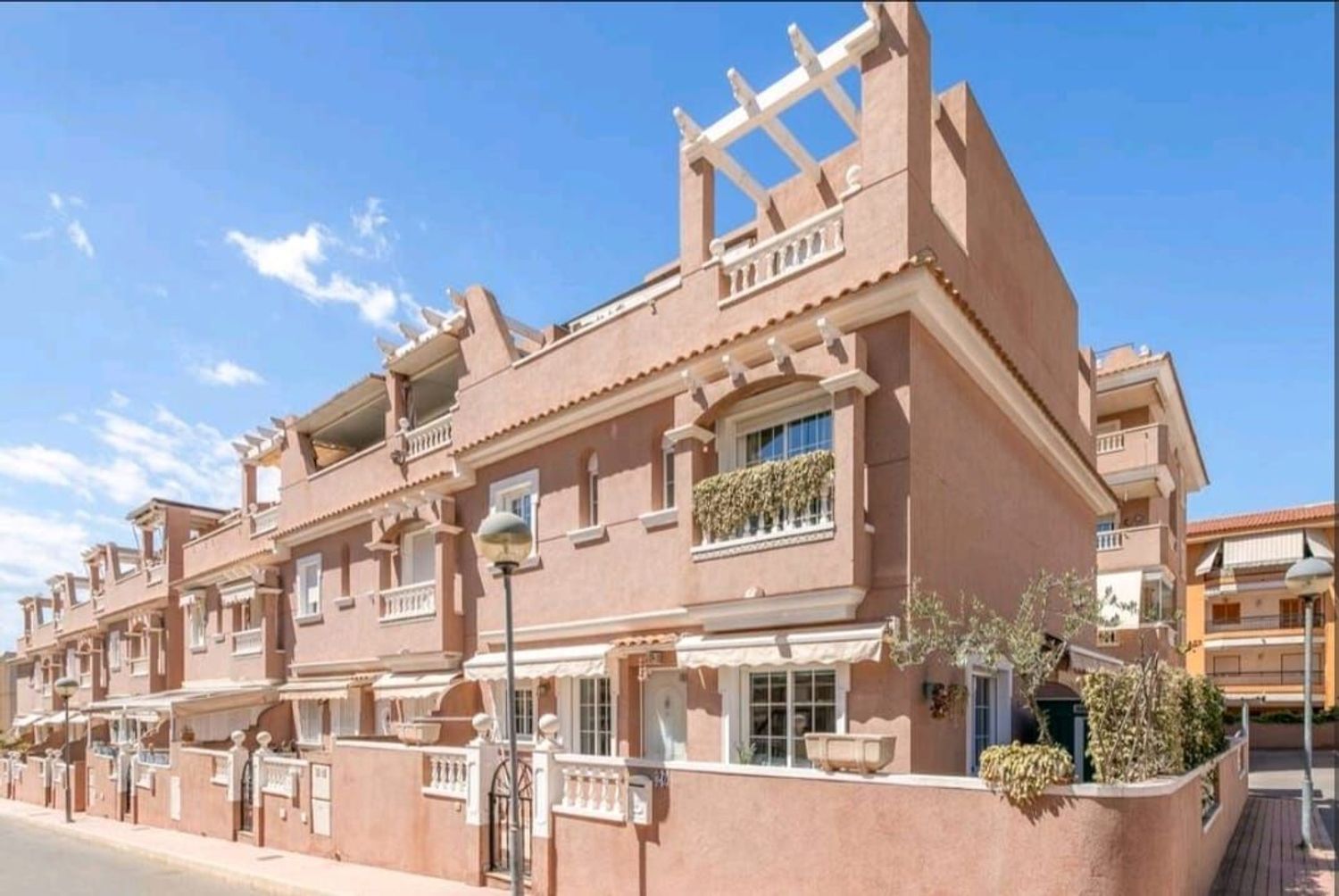 Chalet adosado en avenida de Portugal, 95 - Foto 1