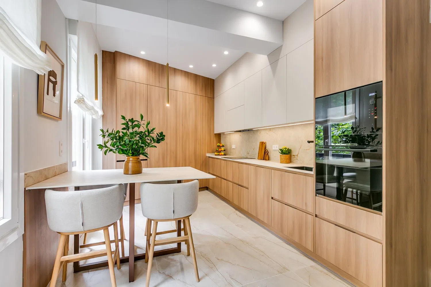 Piso en avenida de la Reina Victoria, 37 - Foto 1