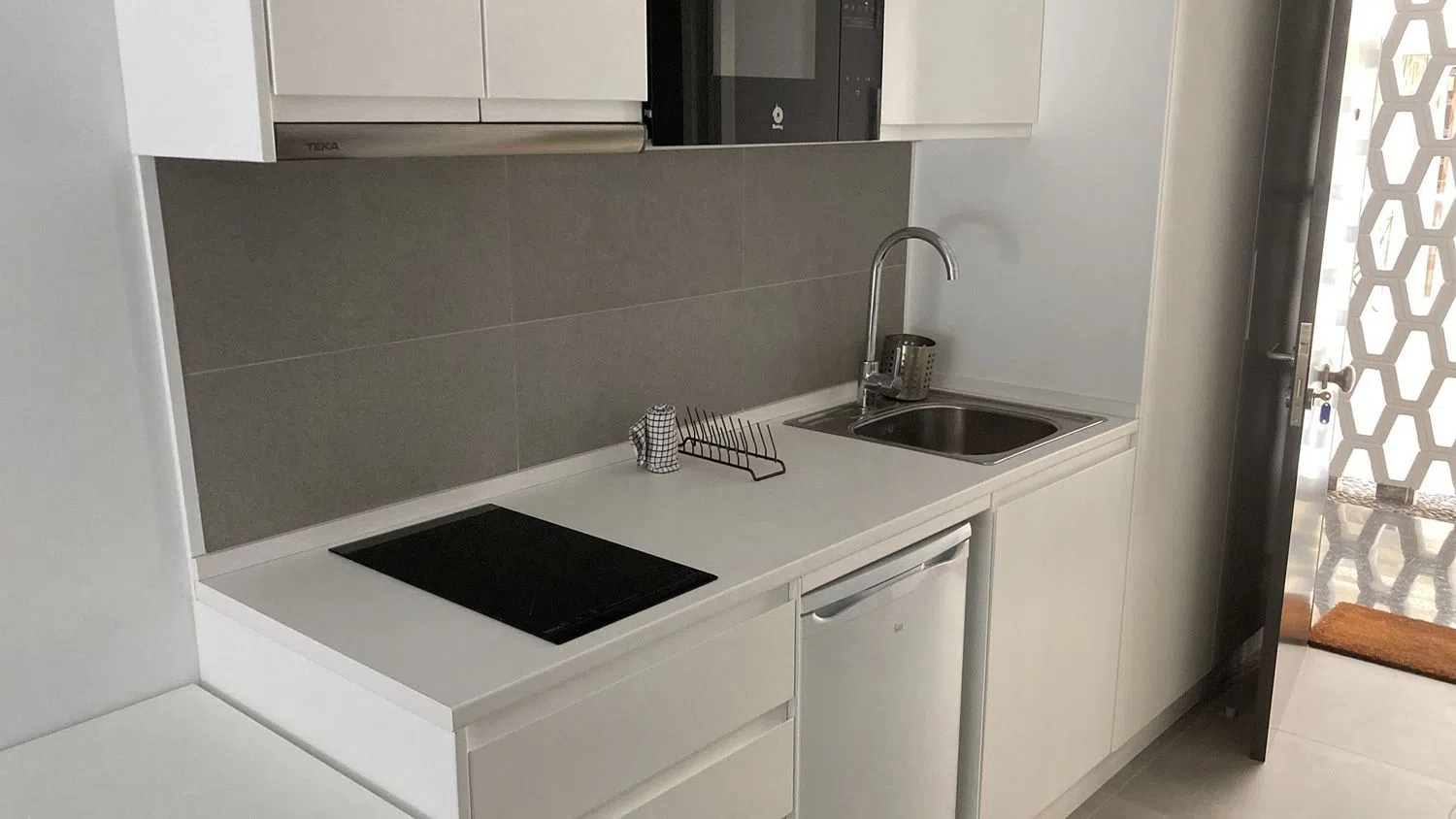 Estudio en calle Albéniz, 3 - Foto 3