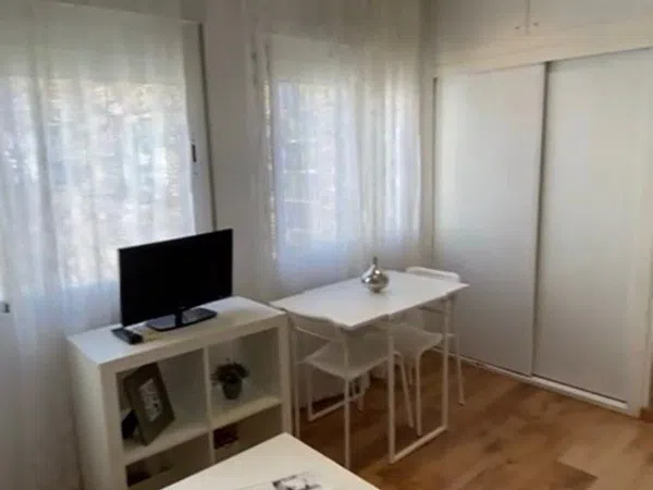 Estudio en Calle de Juan Giner, 19 - Foto 8