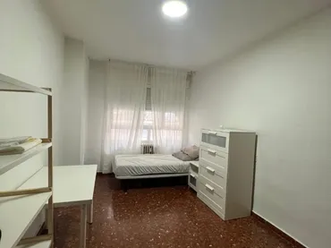 Piso en  Calle Pedro Antonio de Alarcón 52 - Foto 4