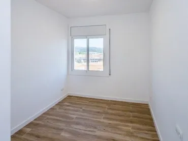 Piso en  Carrer López i Puigcerver 40 - Foto 4