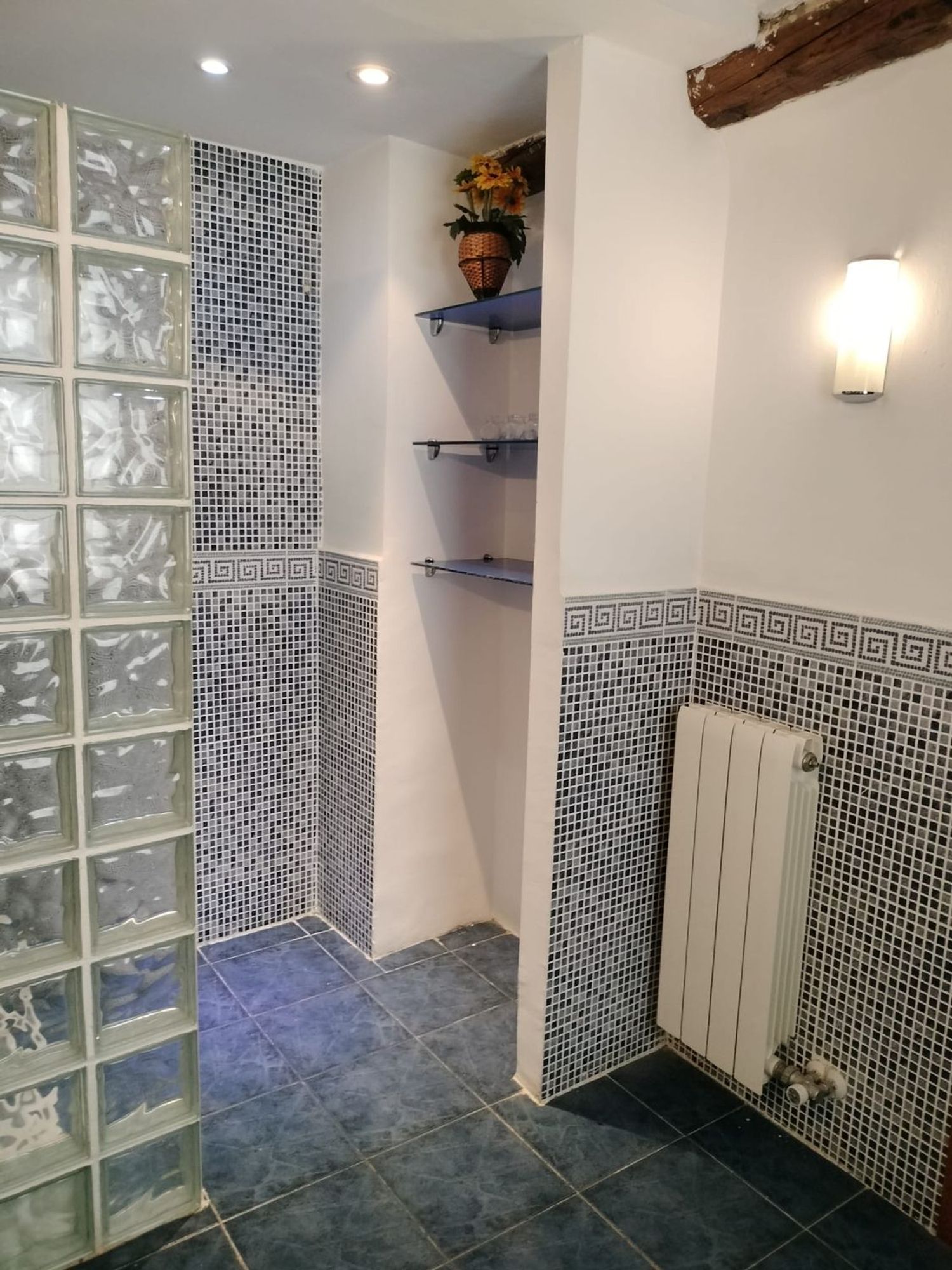 Estudio en calle del Coso, 108 -110 - Foto 14