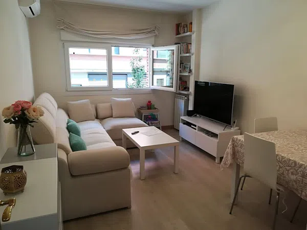 Piso en calle Roma, 46