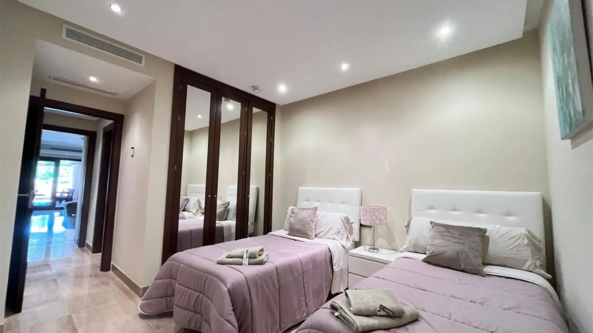 Piso en  Calle del Mare Nostrum 42 - Foto 4