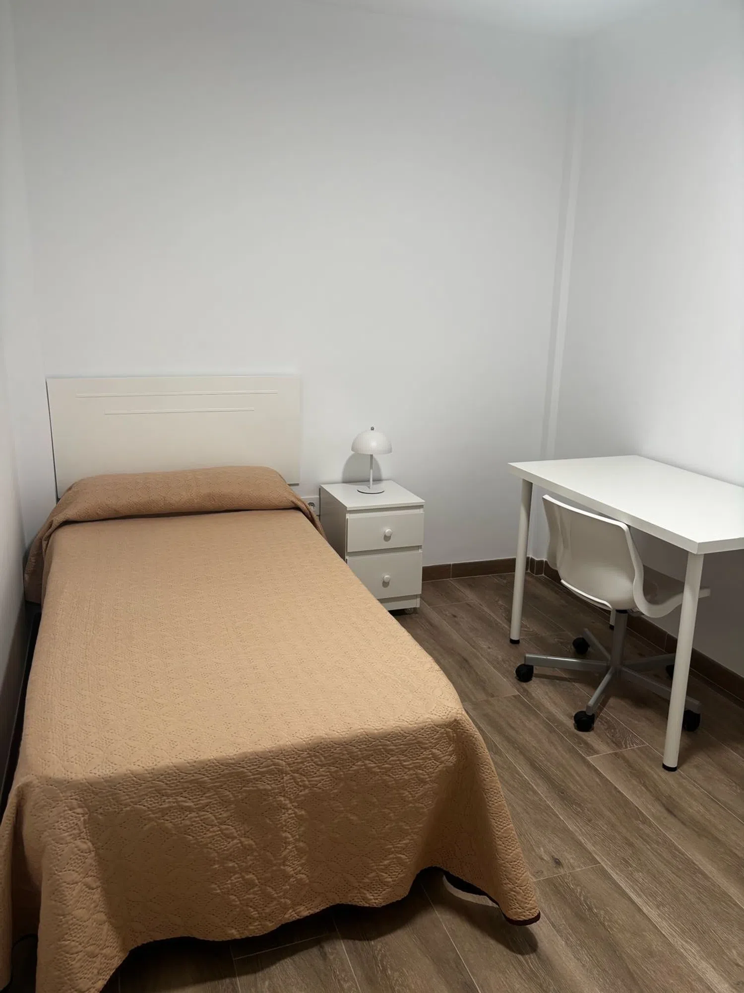 Piso en calle Leiria, 12 - Foto 5