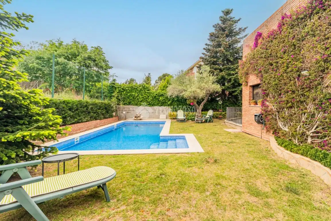 Chalet en Sant Cugat del Vallès - Foto 3