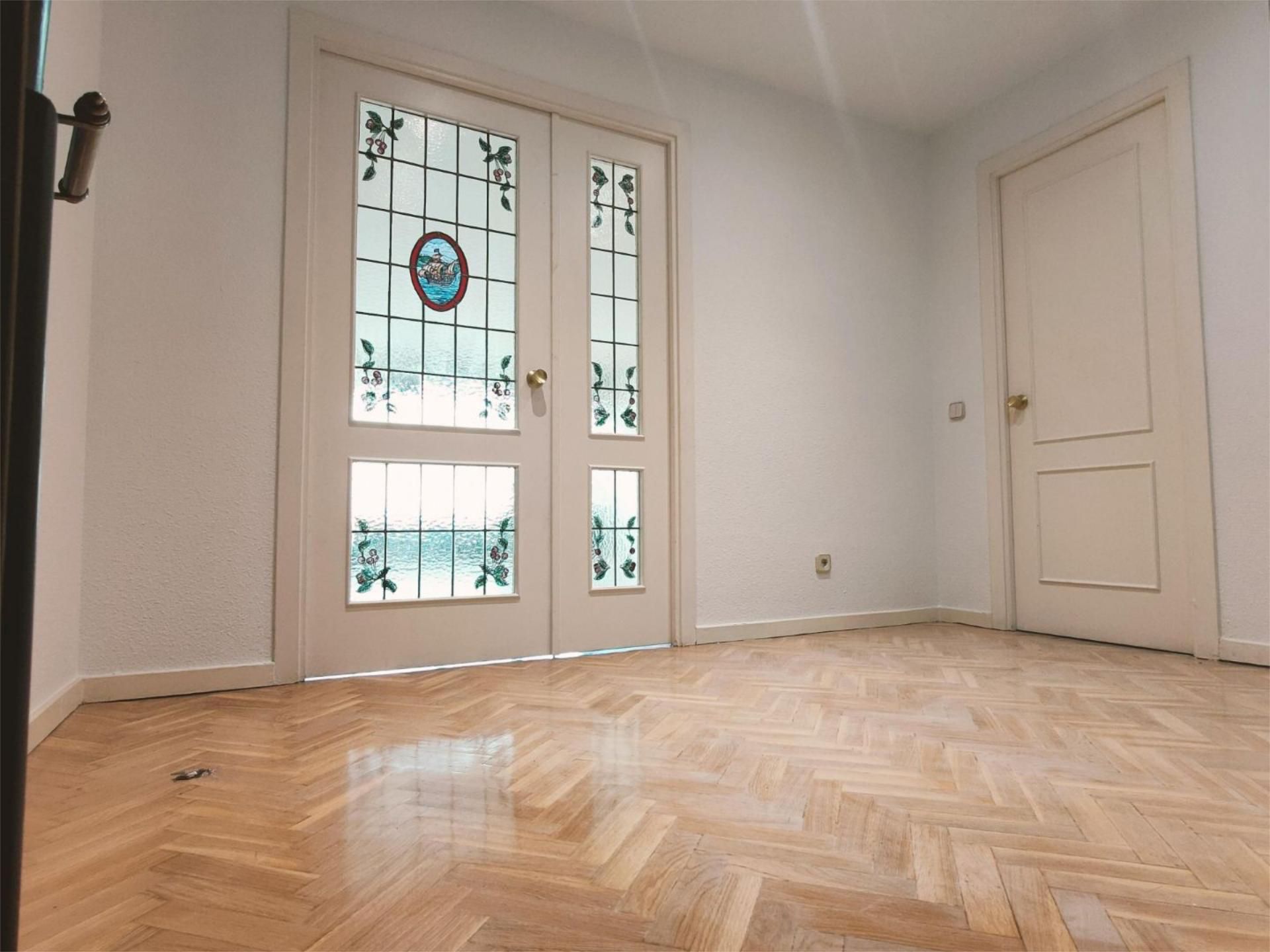 Piso en  Calle de Raimundo Fernández Villaverde 42 - Foto 10