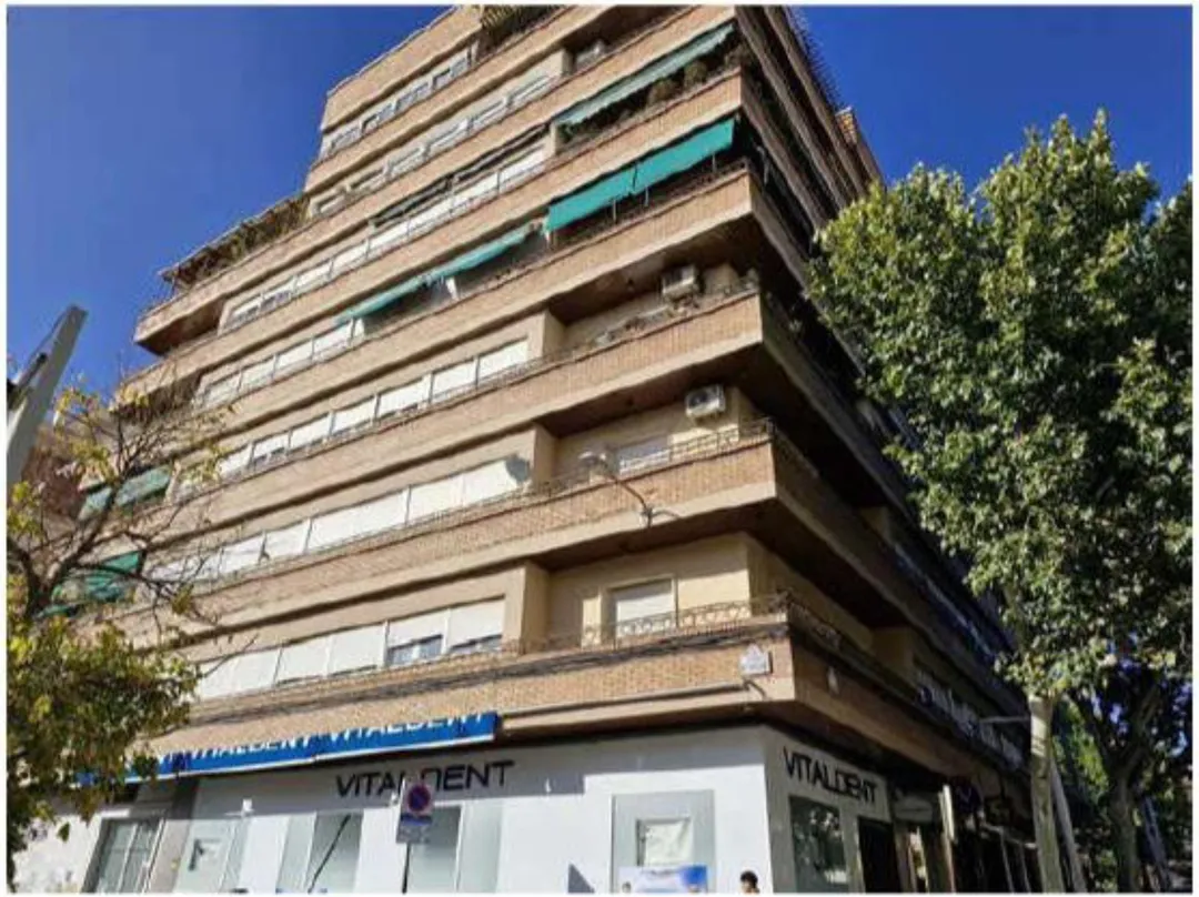 Piso en avenida Avenida Doctor Oloriz 27