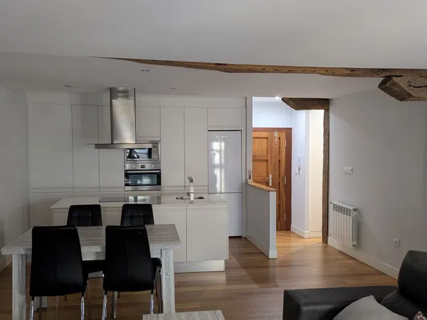 Piso en cuesta del Hospital, 8