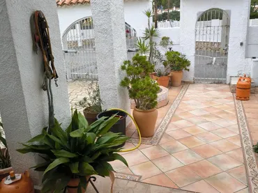Chalet en  Carrer del Fluvià 13 - Foto 7
