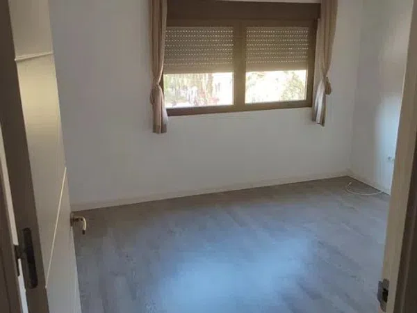 Alquiler de piso en Calle de Tomás de Villarroya, 21 - Foto 4