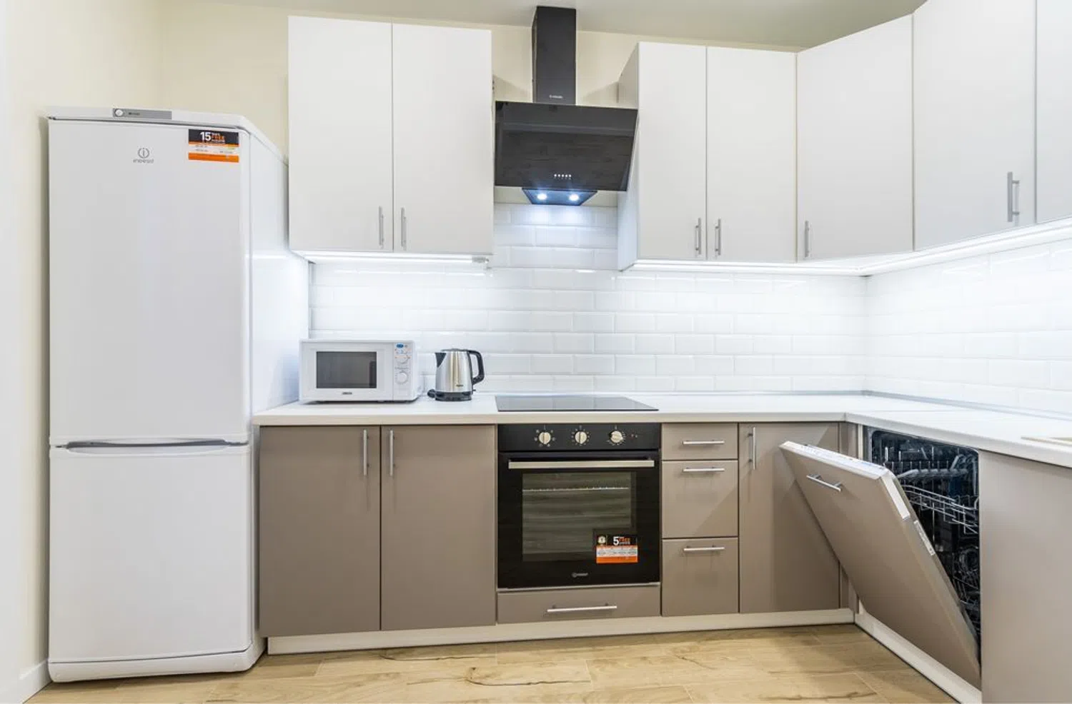 Piso en calle Diego de la Barrera, 20 - Foto 2