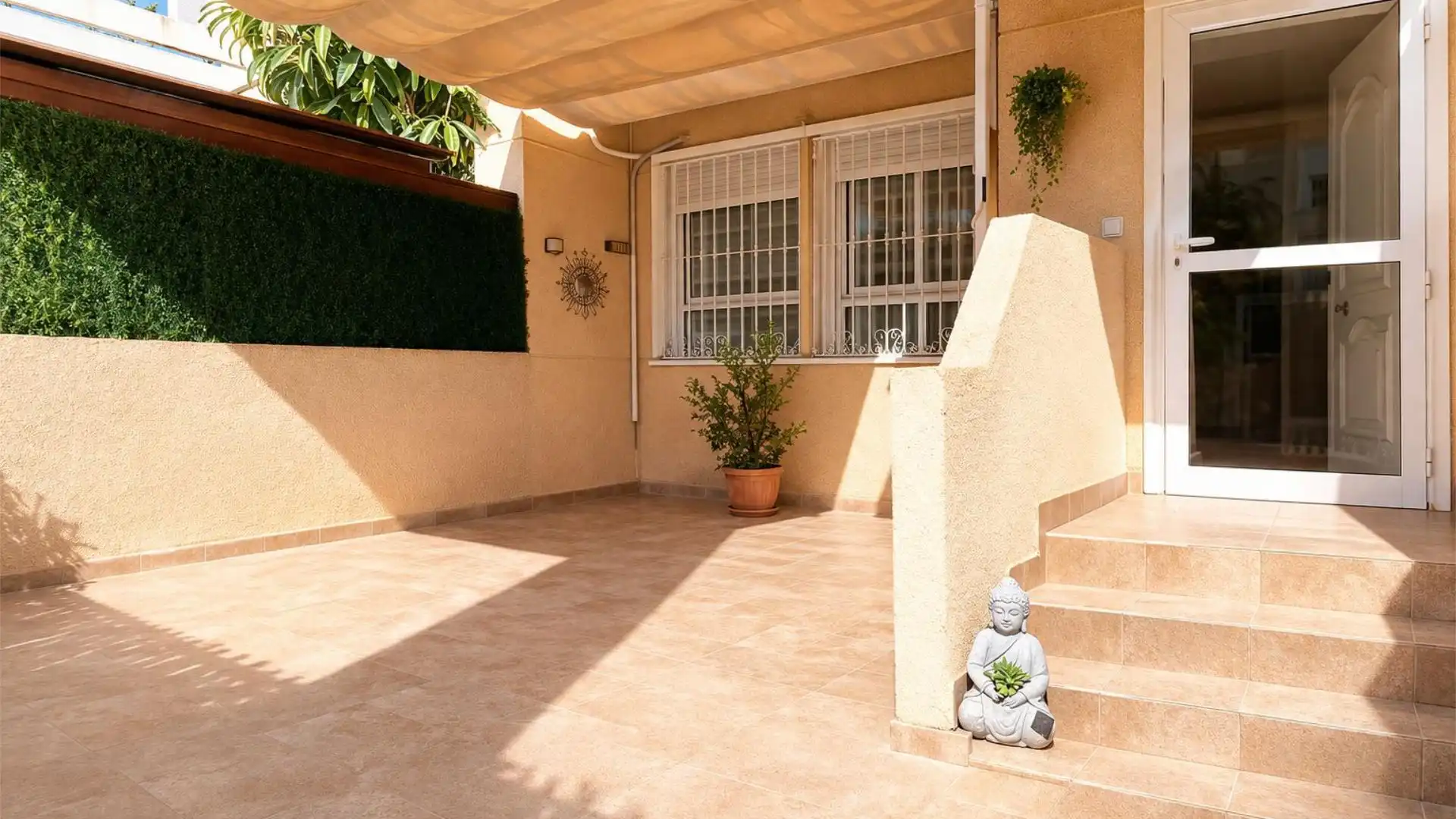 Casa adosada en  Calle la Loma 32 - Foto 3