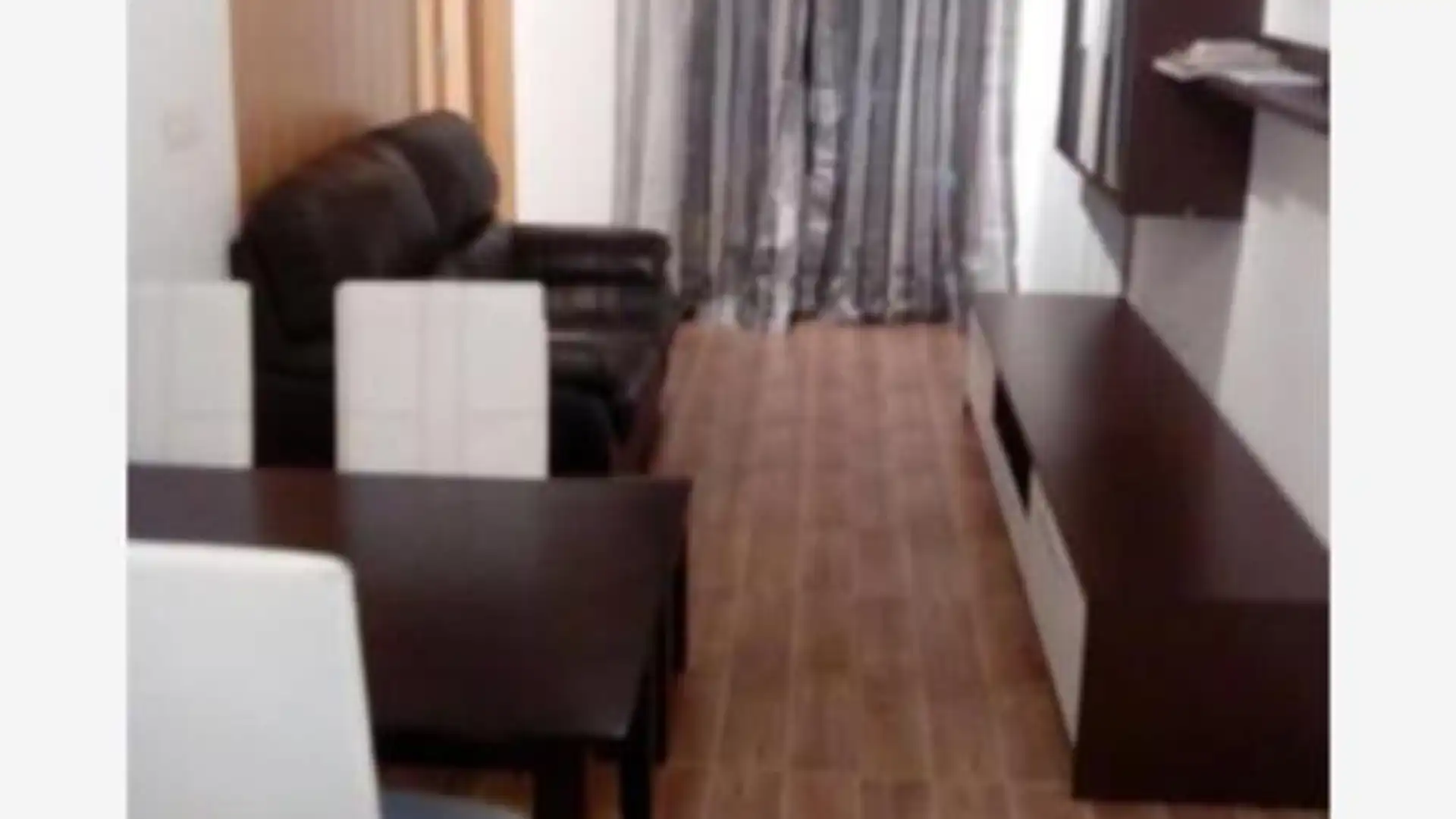 Piso en  Avenida de los Reyes de España 26 - Foto 1