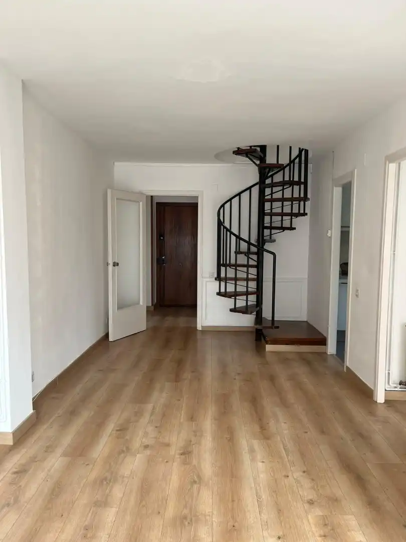 Piso en  Carrer de Sant Jordi - Foto 2